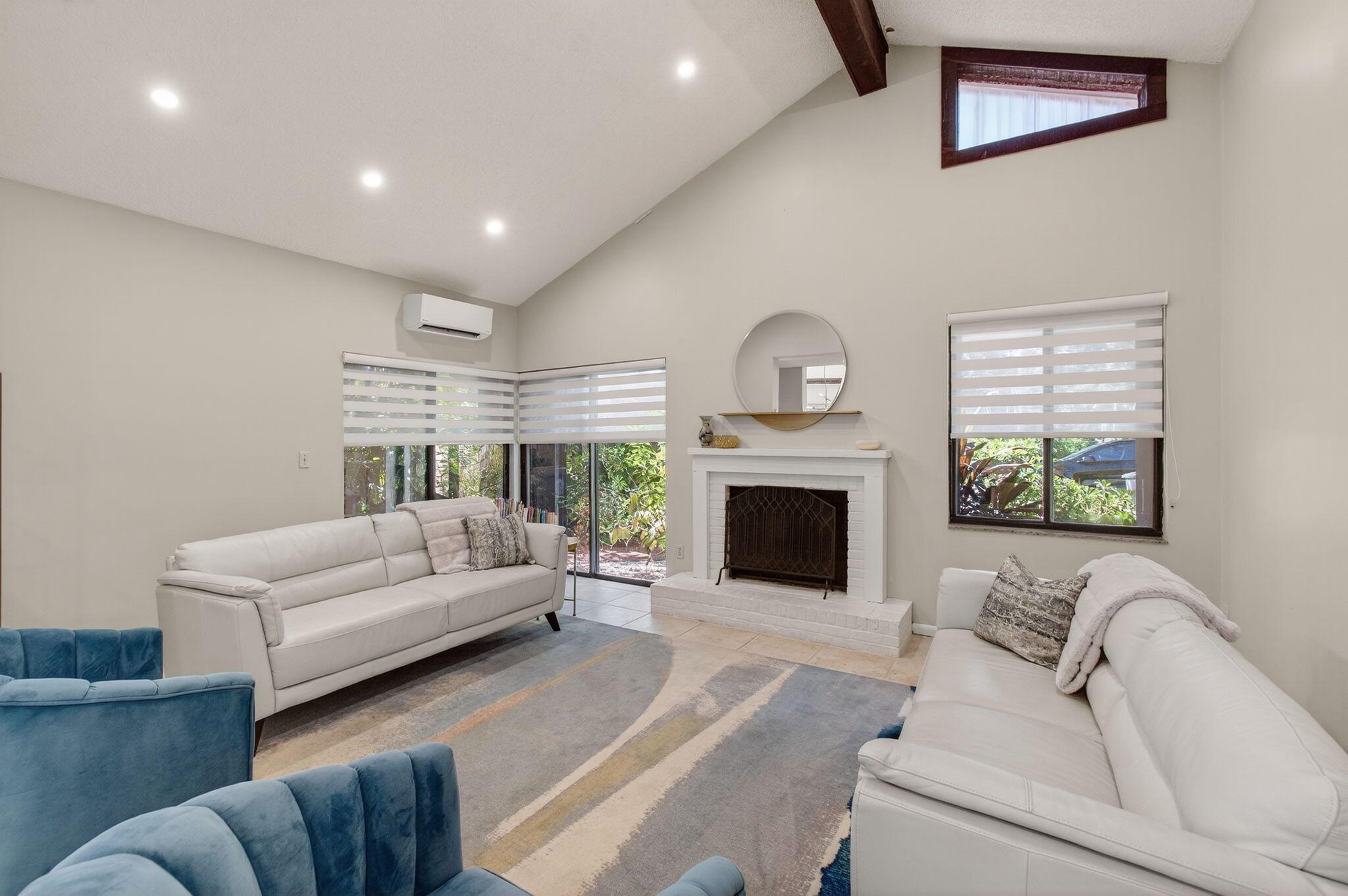 SIERRA DEL MAR - Residential Lease