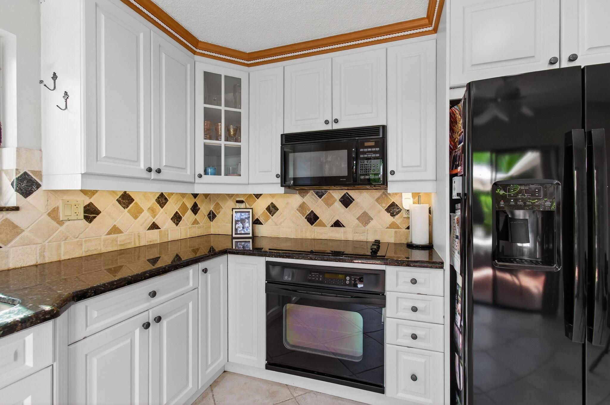 SIERRA DEL MAR - Residential Lease