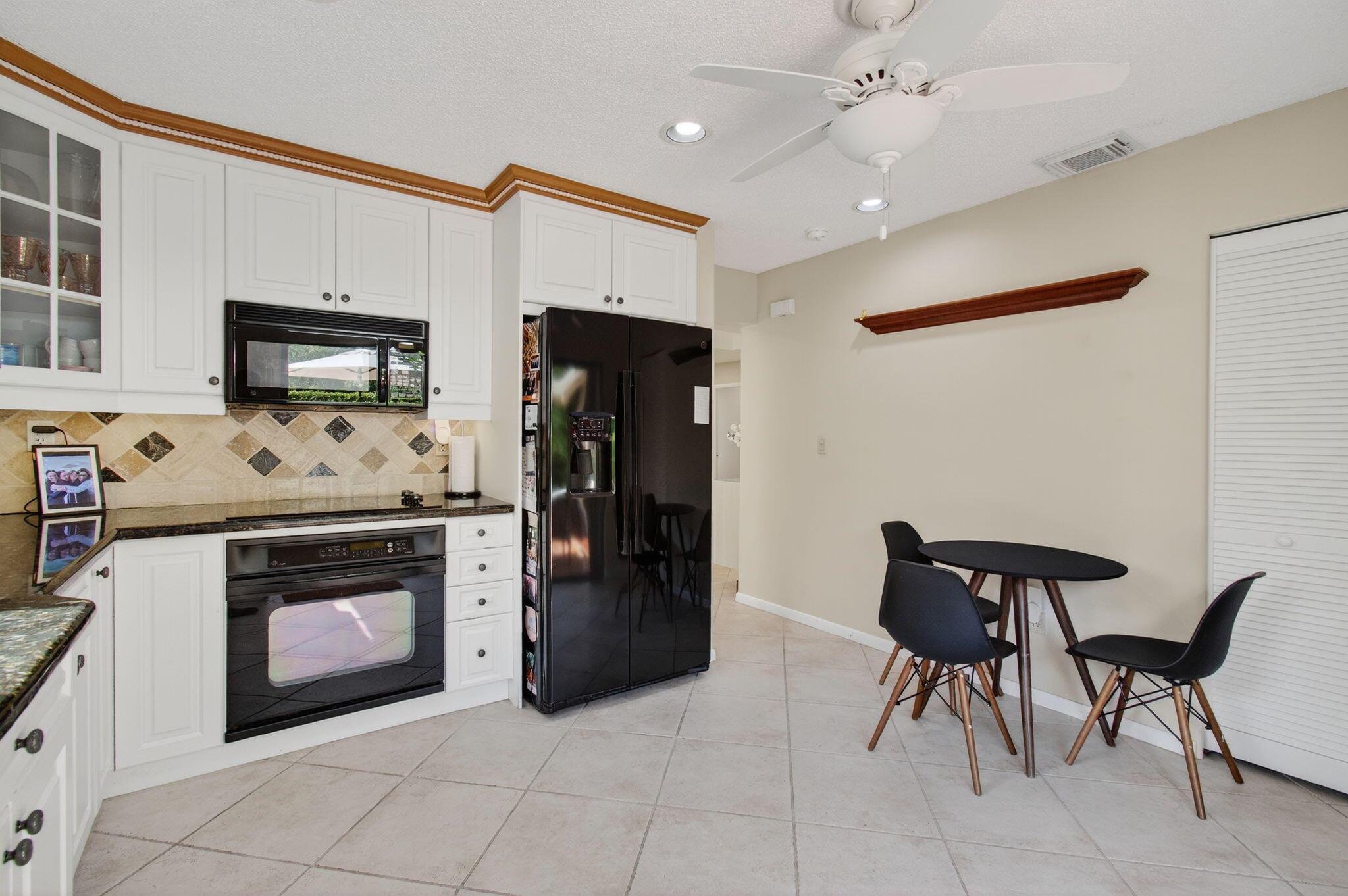 SIERRA DEL MAR - Residential Lease