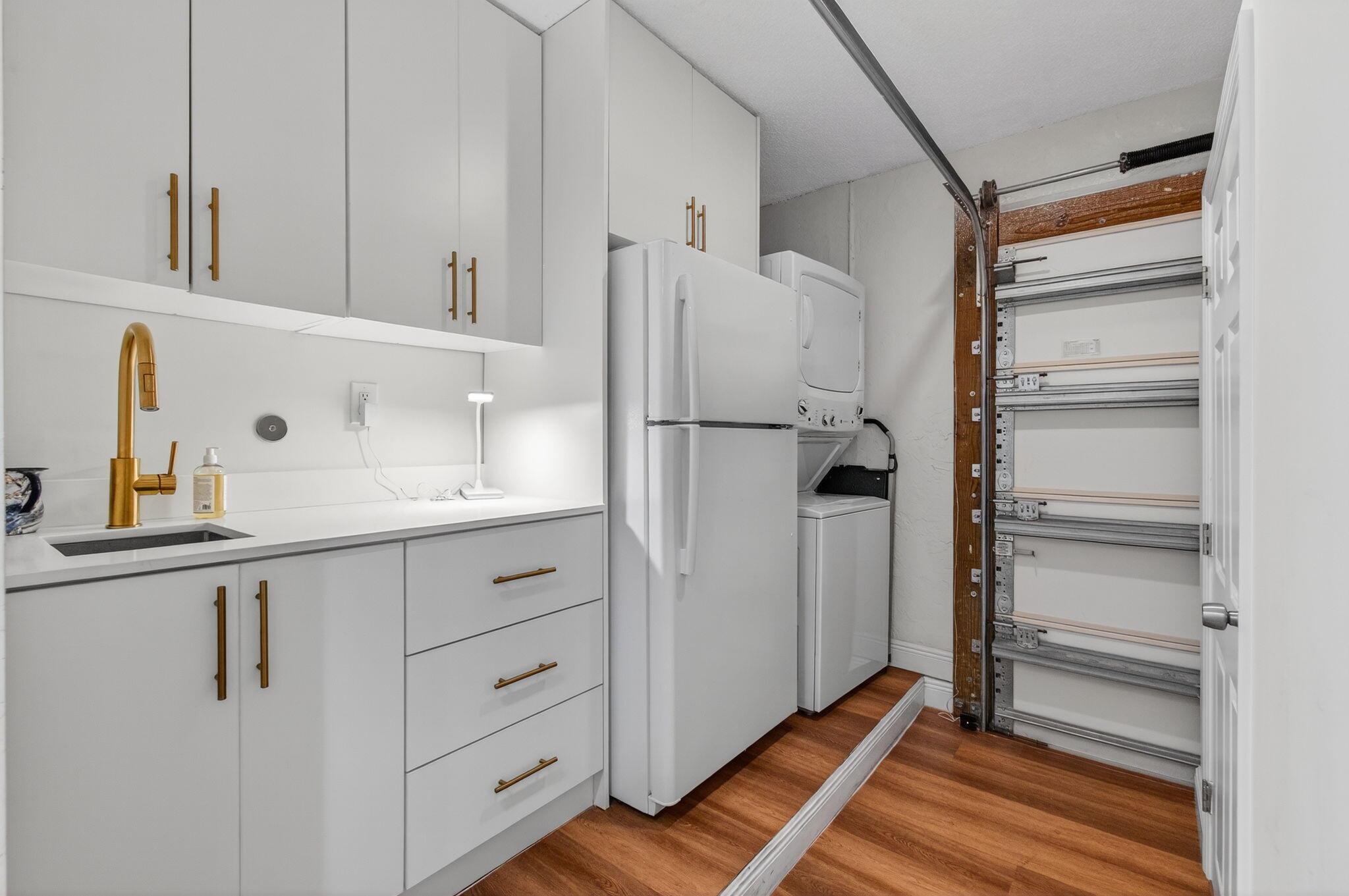 SIERRA DEL MAR - Residential Lease