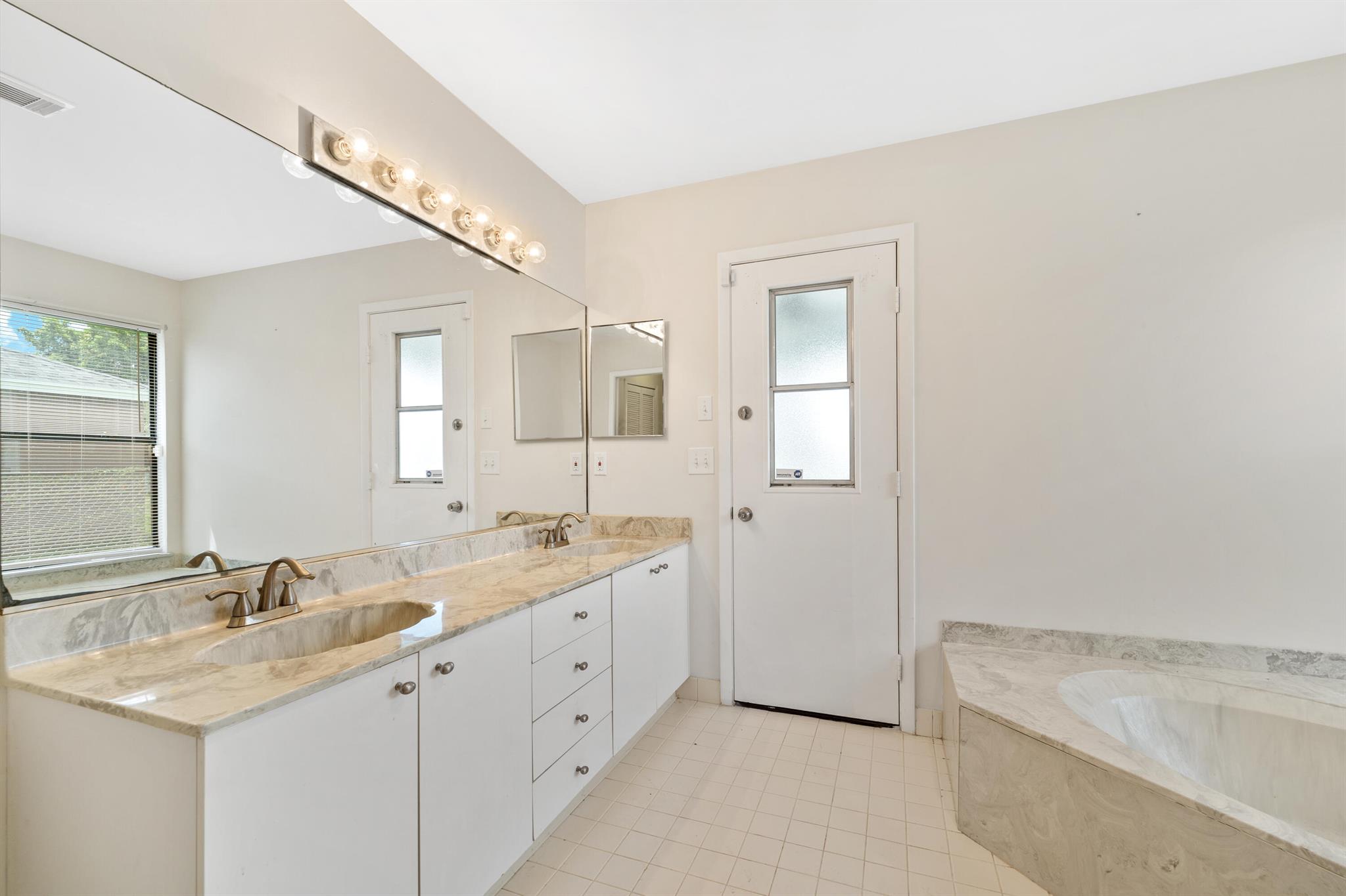 PORT ST LUCIE SECTION 21 - Residential