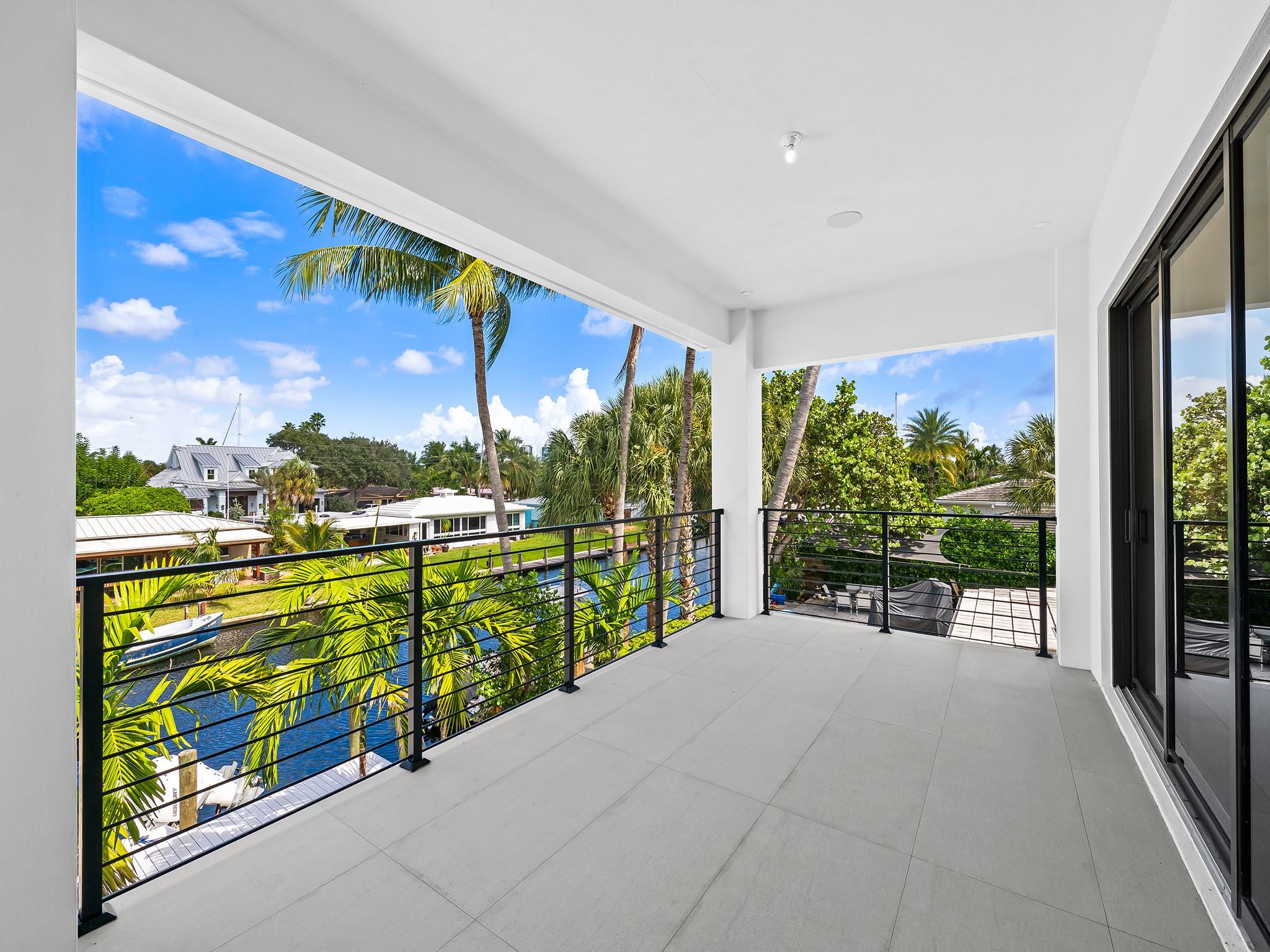 SOUTH NEW RIVER ISLES SEC - Residential