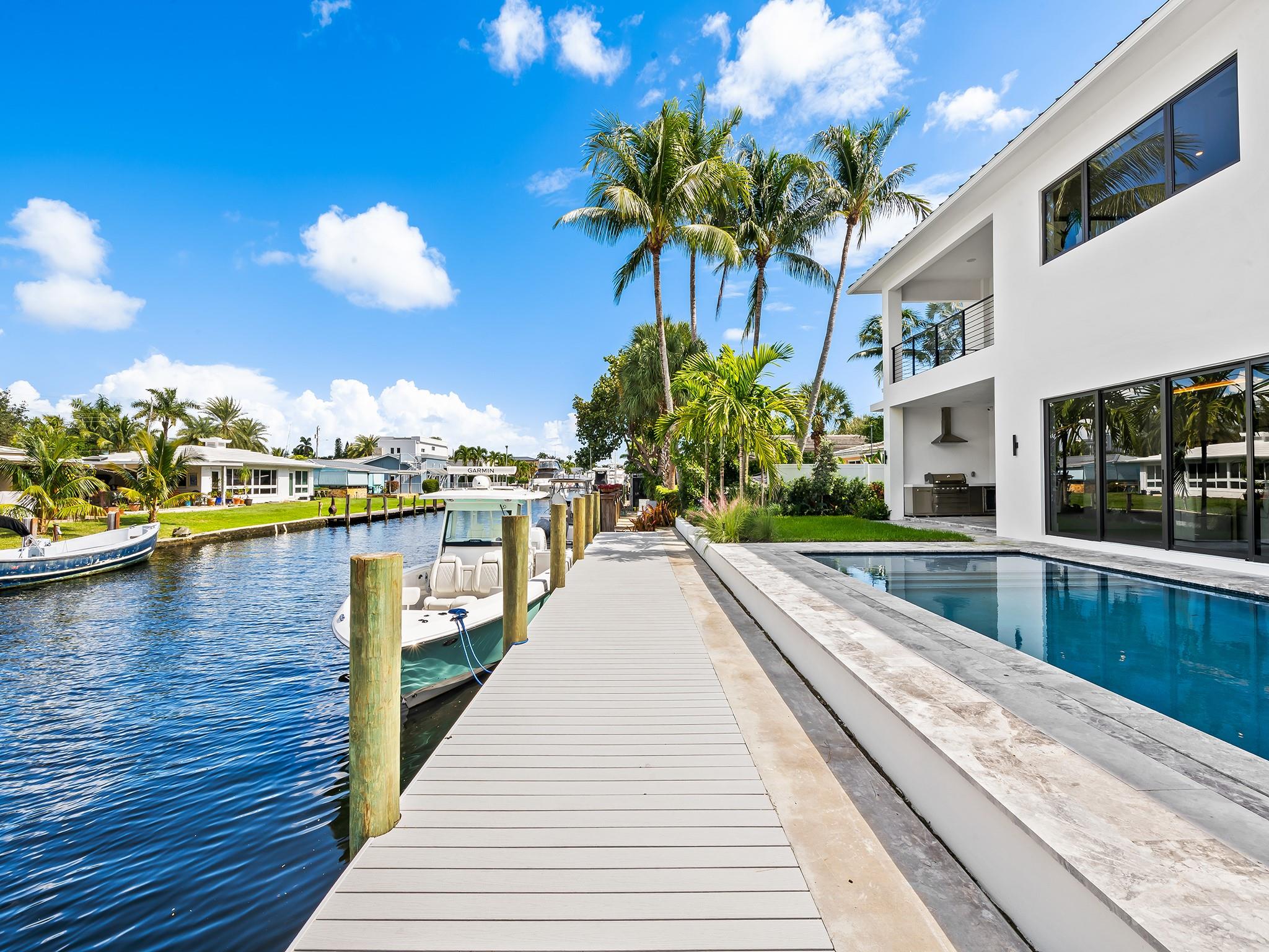 SOUTH NEW RIVER ISLES SEC - Residential