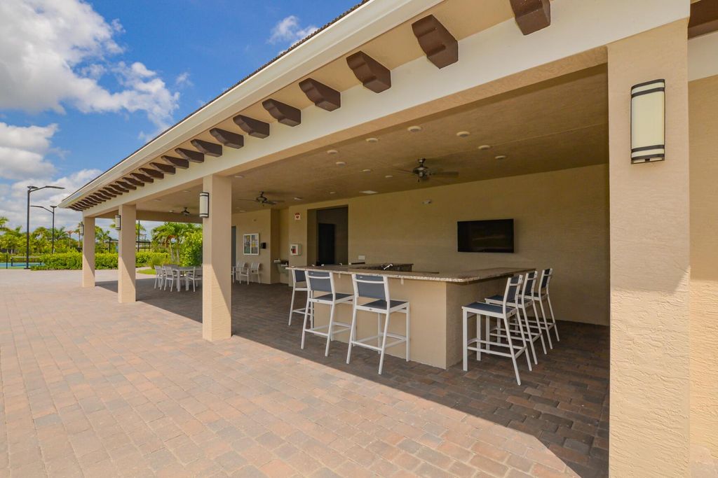 listing image 119