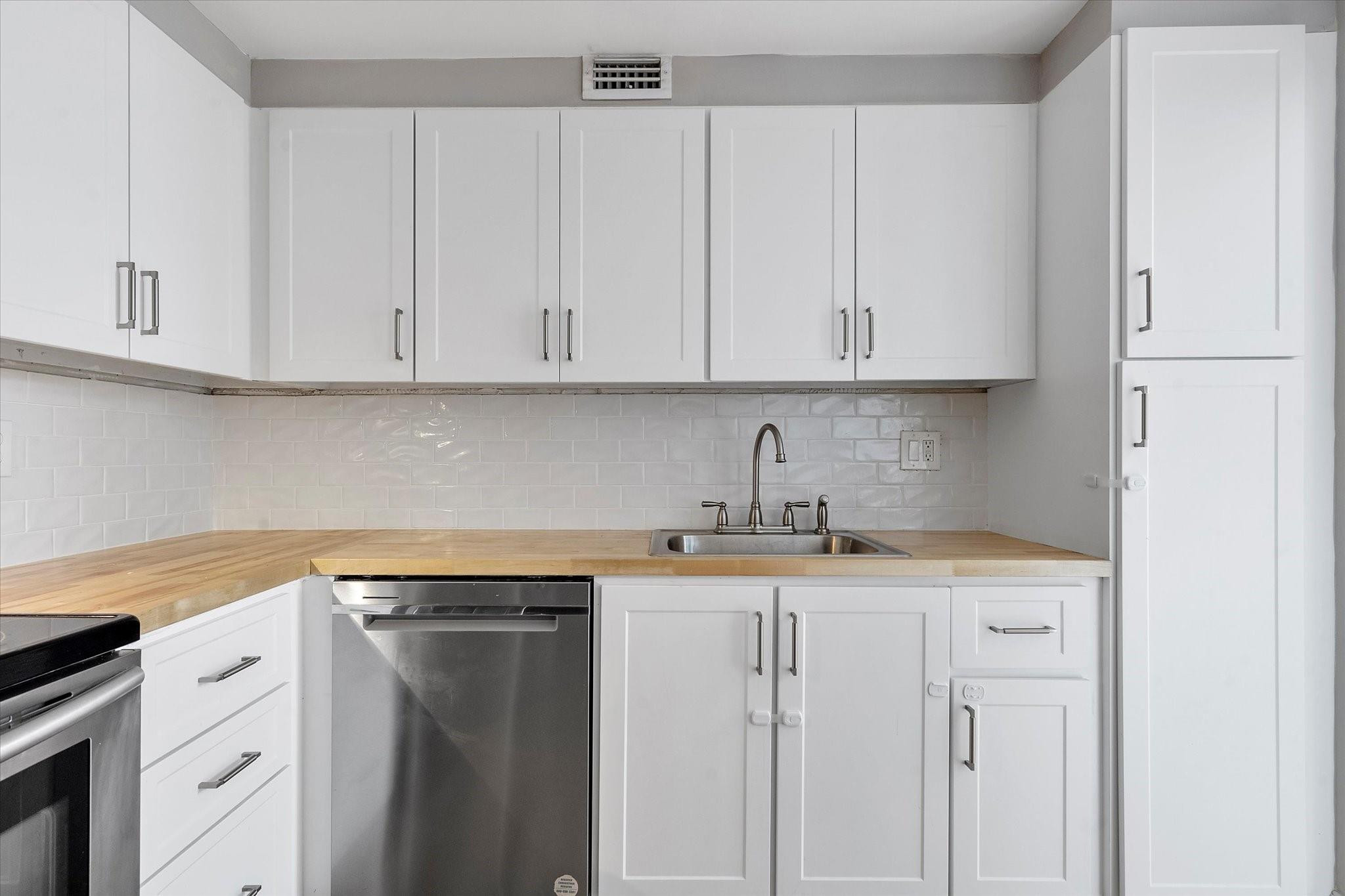 PLANTATION PLACE CONDO - Residential