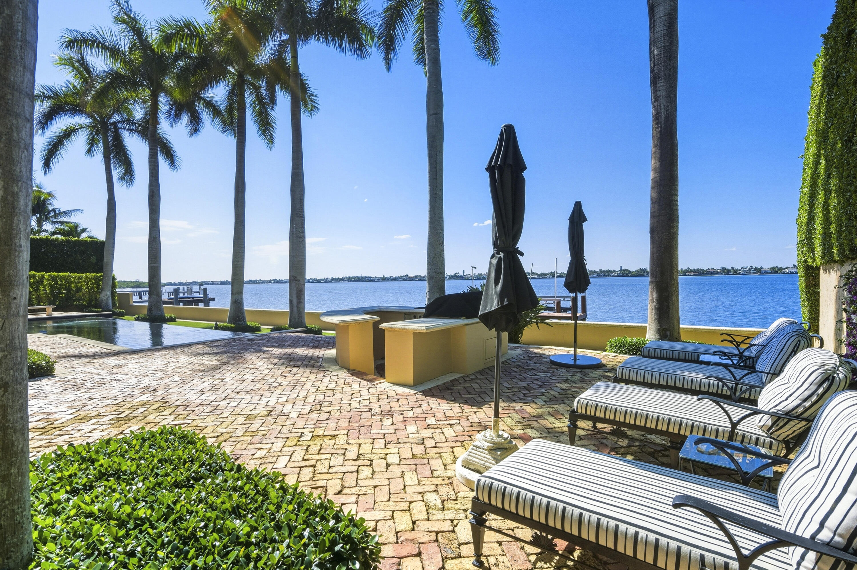 OCEAN VIEW - Residential