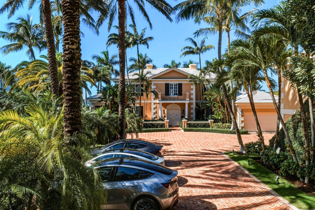Photo of 127 Ocean View Road, Palm Beach, FL 33480 (MLS # R11158183)