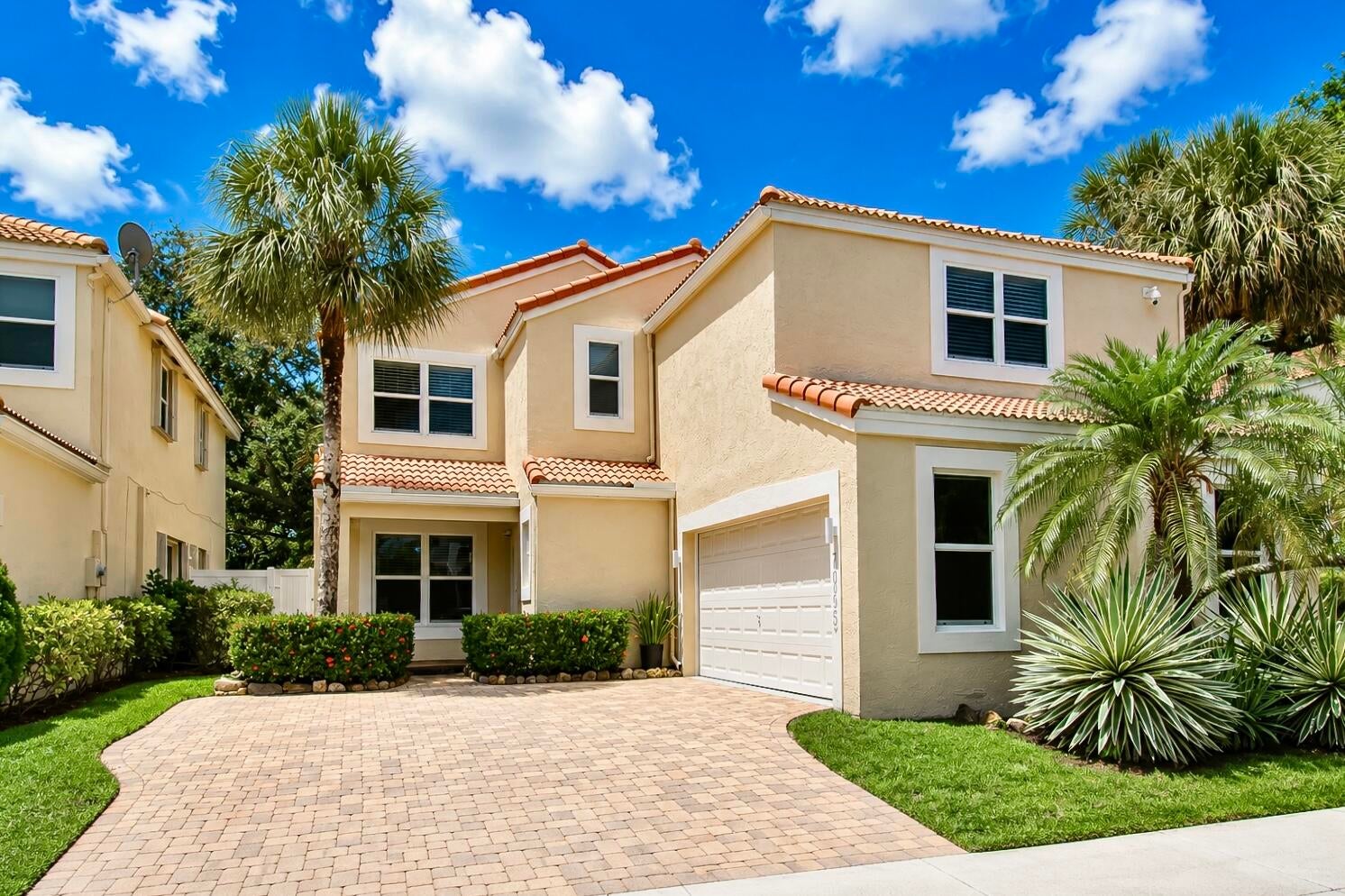 7685 NW 61ST Terrace
