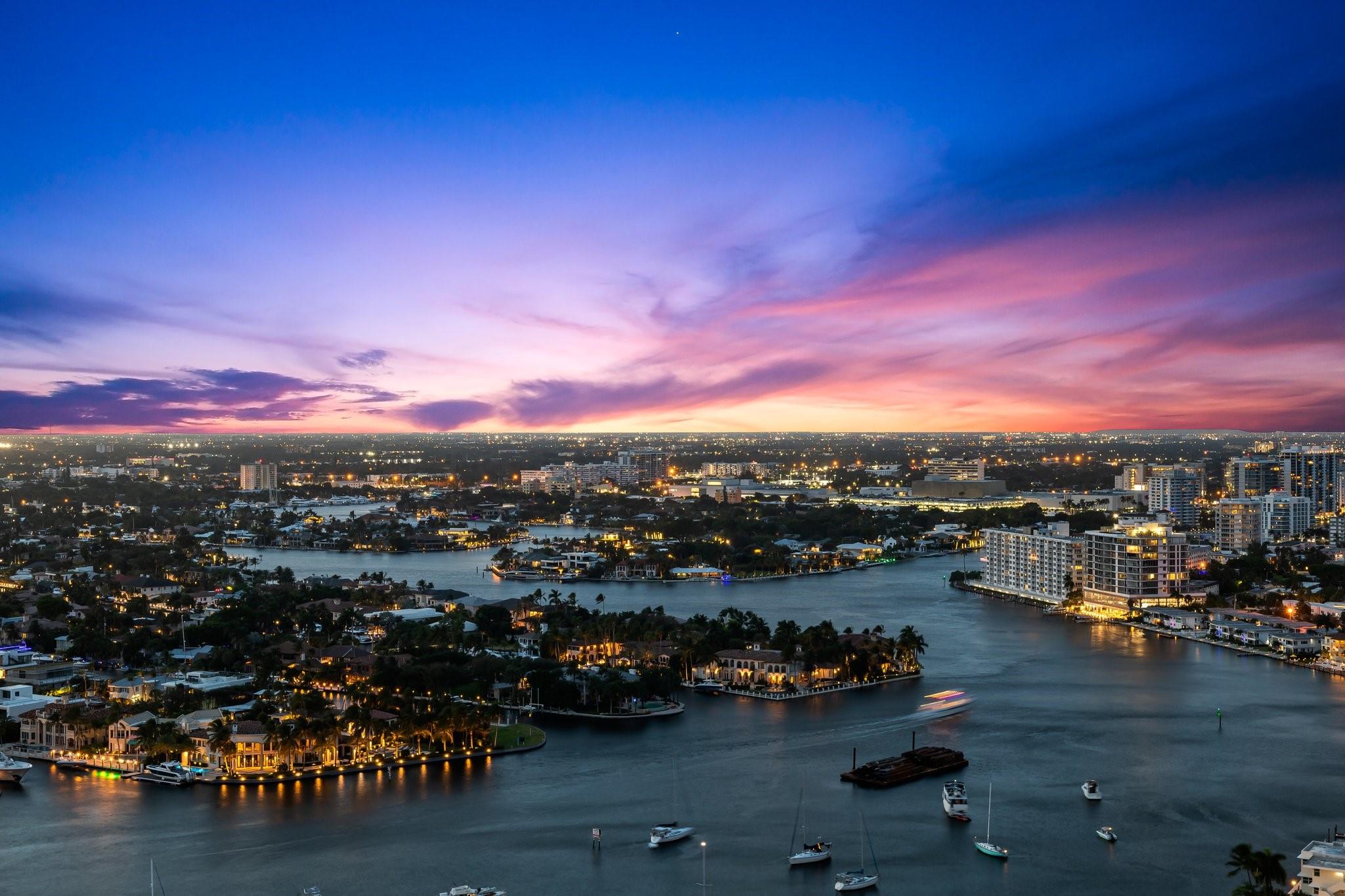 Las Olas Beach Club - Residential