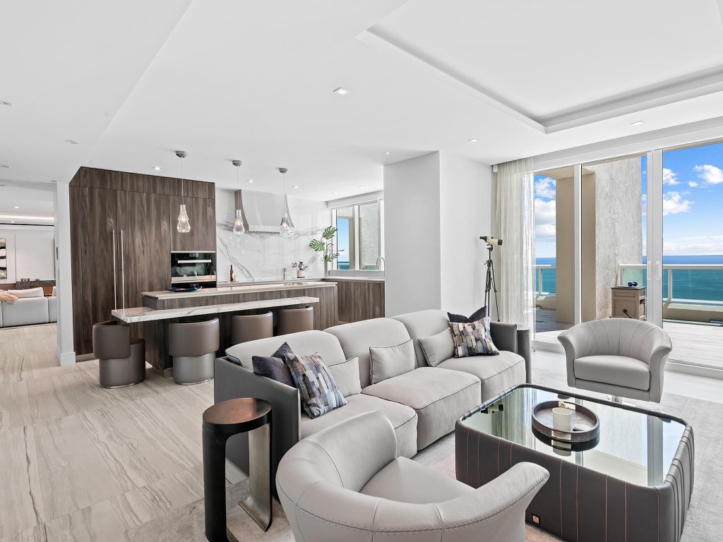 101 S Fort Lauderdale Beach Boulevard 2905