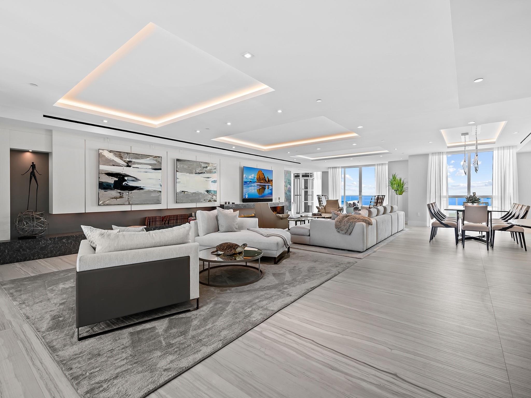 Las Olas Beach Club - Residential