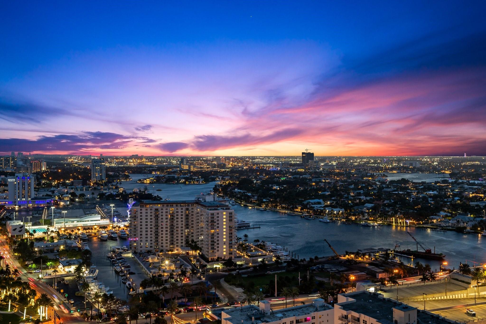 Las Olas Beach Club - Residential