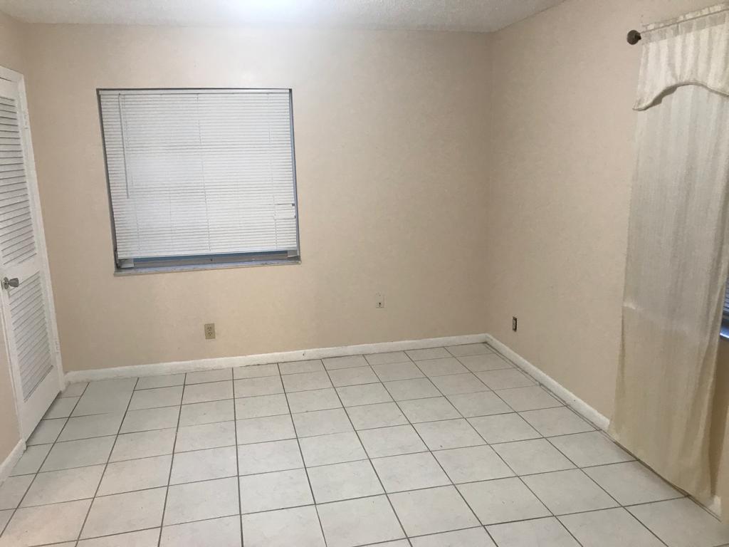 20886 Vinesta Circle 313