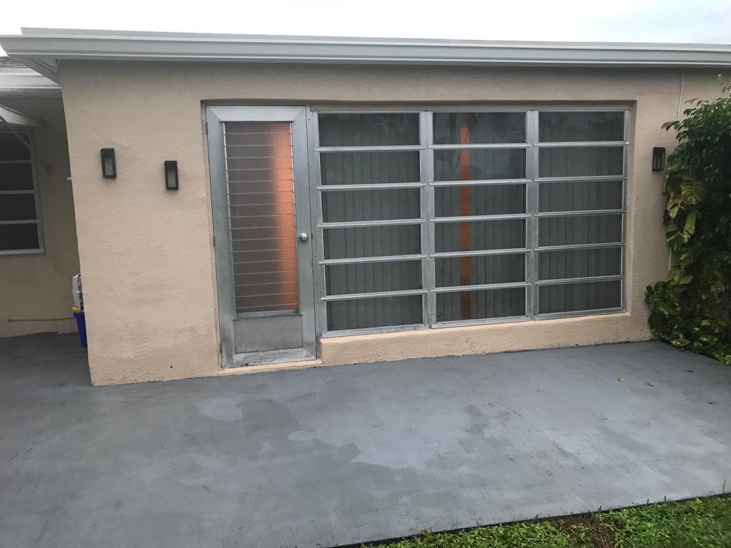 20886 Vinesta Circle 313