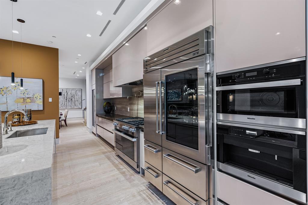 PALAZZO VILLAS OF PALM BE - Residential