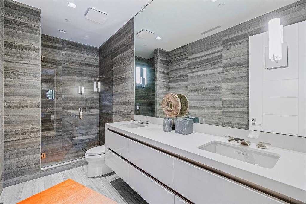 PALAZZO VILLAS OF PALM BE - Residential