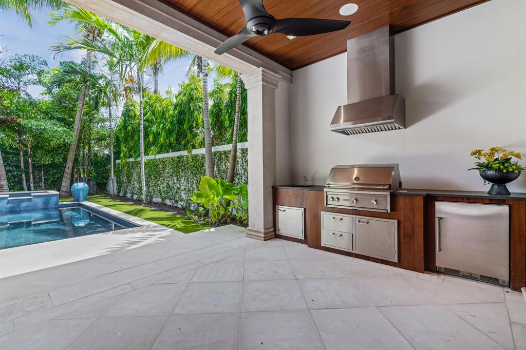 PALAZZO VILLAS OF PALM BE - Residential