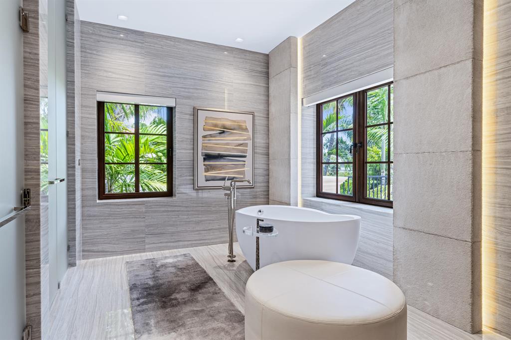 PALAZZO VILLAS OF PALM BE - Residential