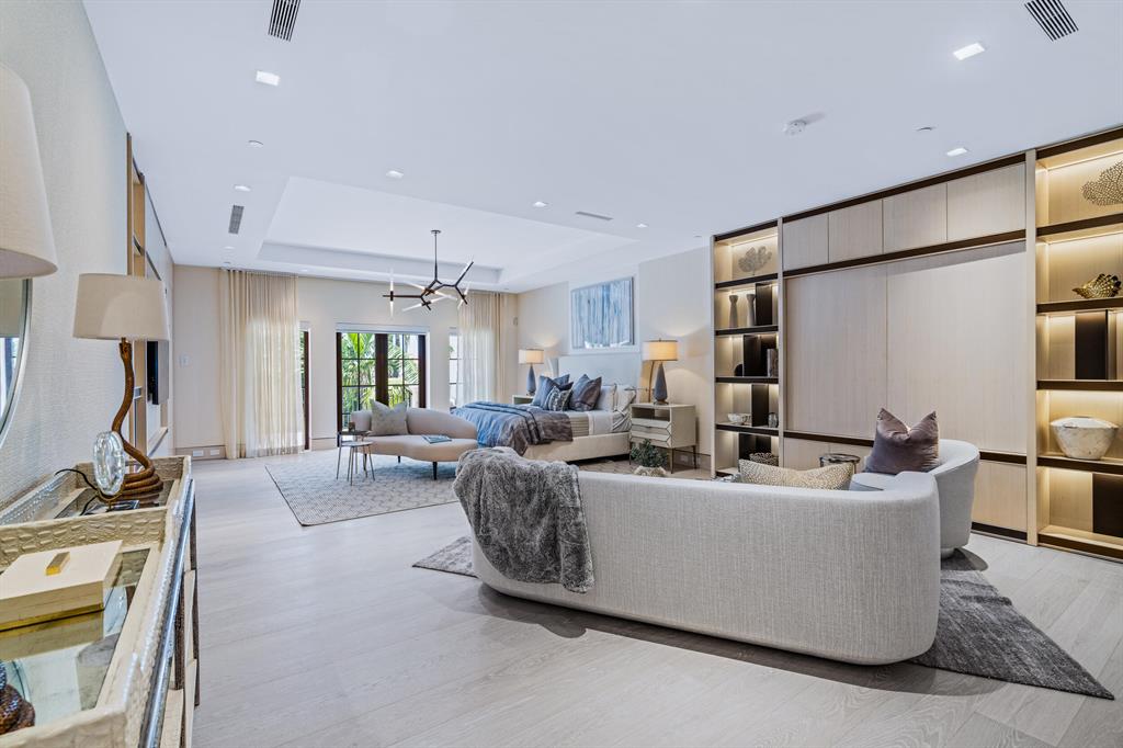 PALAZZO VILLAS OF PALM BE - Residential