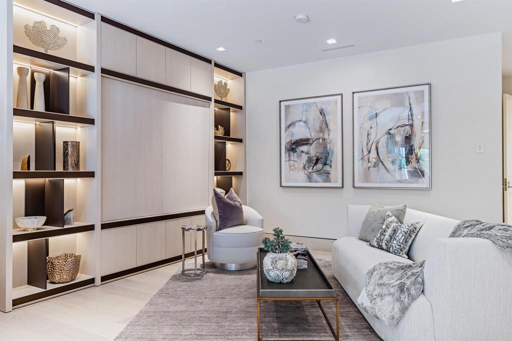 PALAZZO VILLAS OF PALM BE - Residential