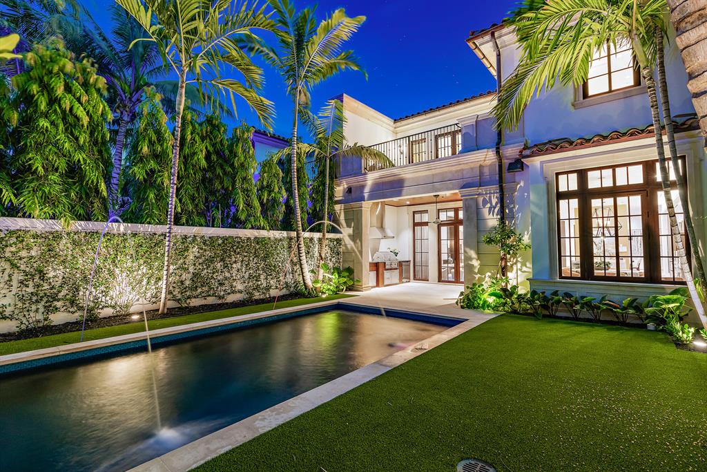 PALAZZO VILLAS OF PALM BE - Residential