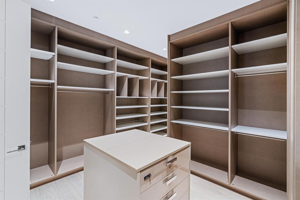 PALAZZO VILLAS OF PALM BE - Residential