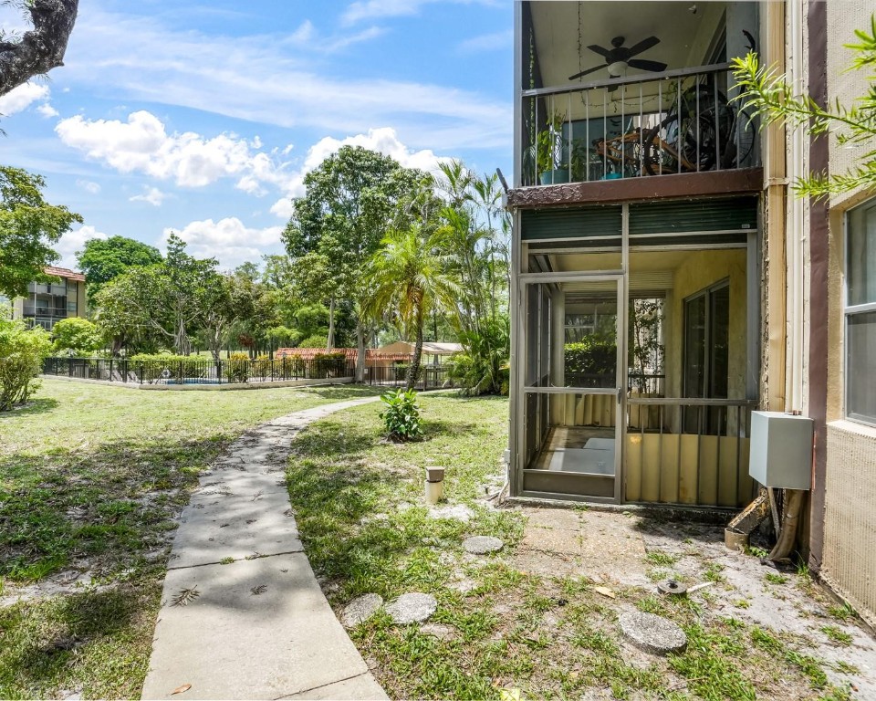 THE FALLS AT INVERRARY - Residential