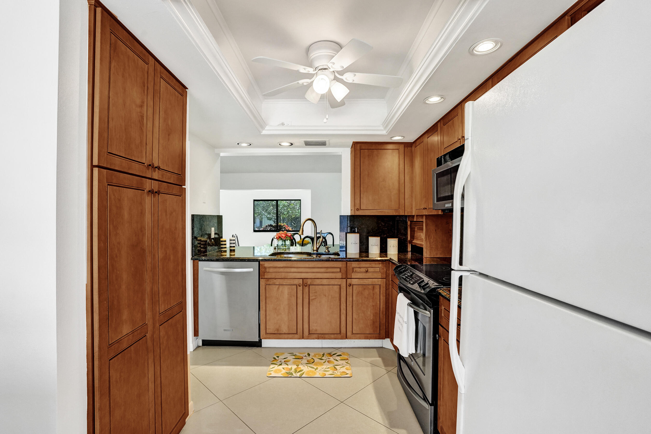 MEADOWS OF CRYSTAL LAKE - Residential