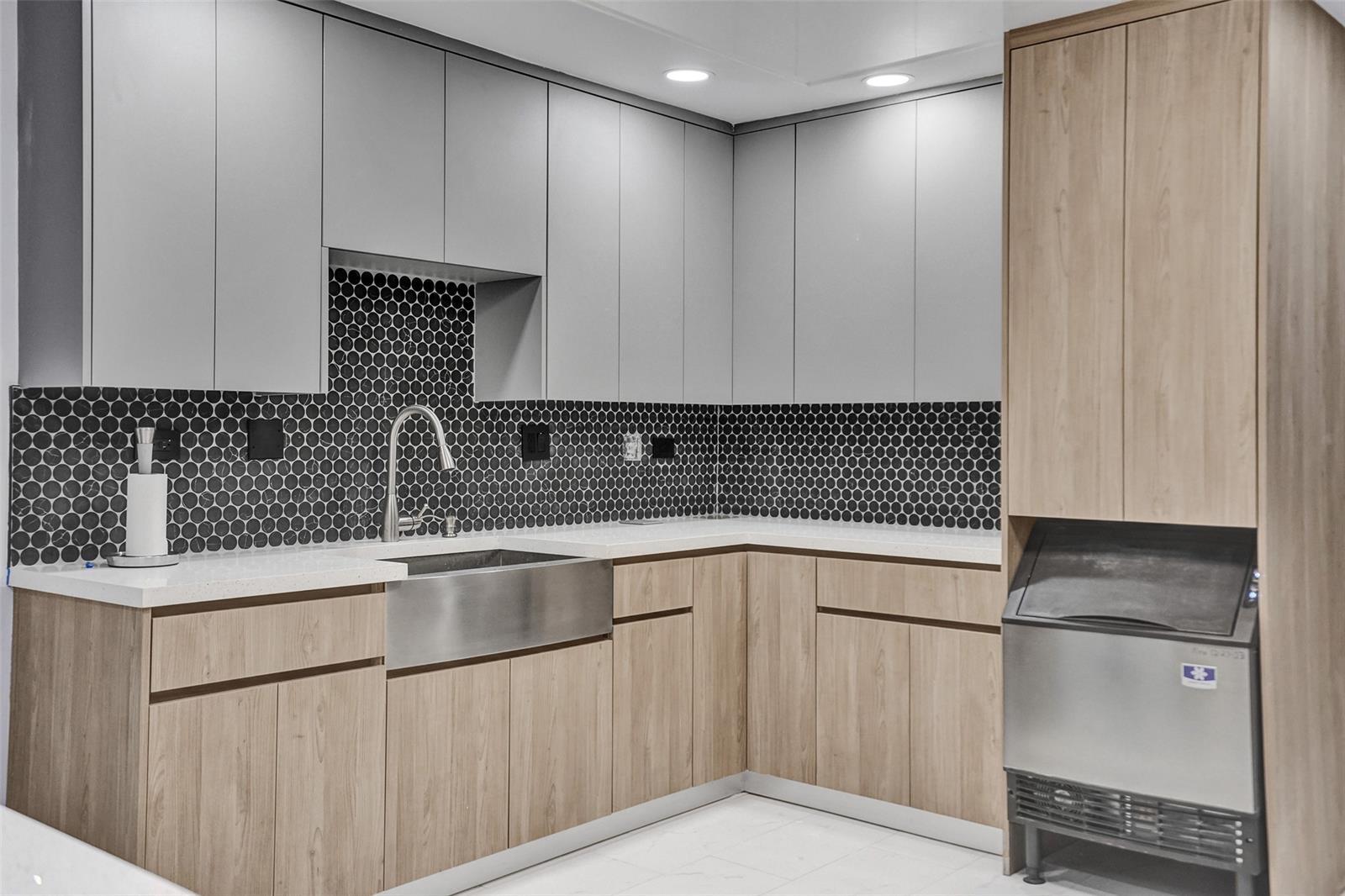 MEADOWS OF CRYSTAL LAKE - Residential