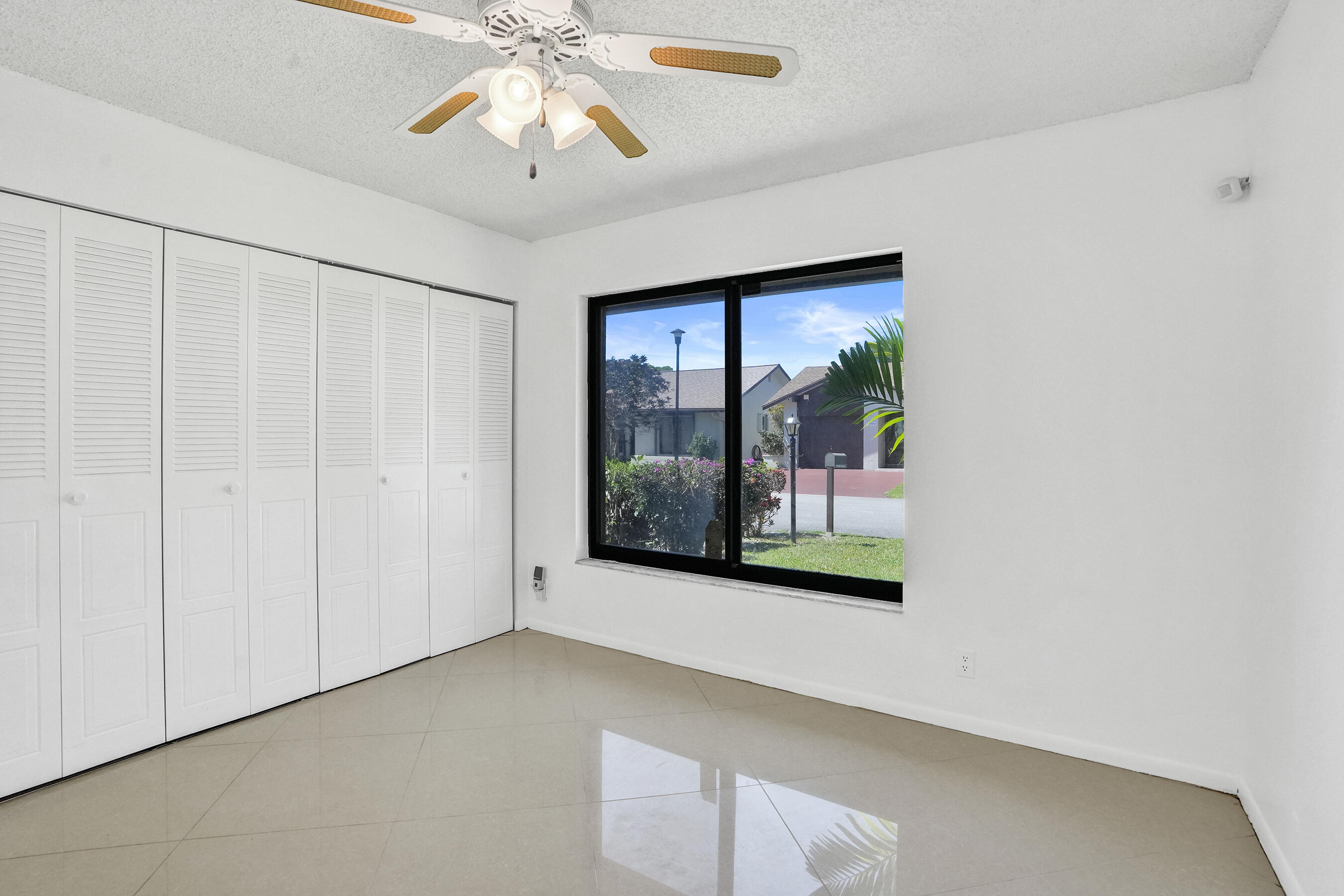 MEADOWS OF CRYSTAL LAKE - Residential