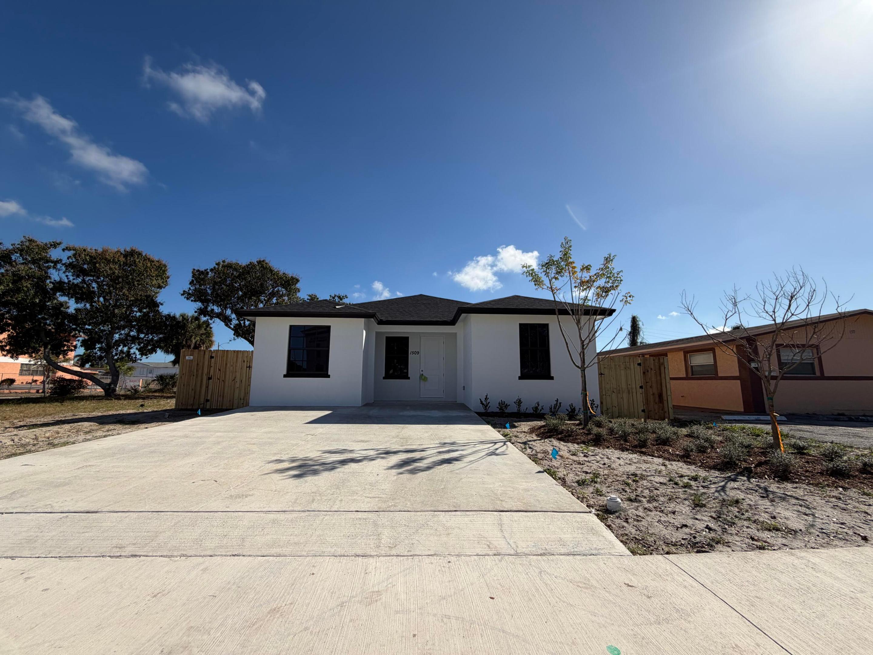 ACREHOME PARK IN - Residential