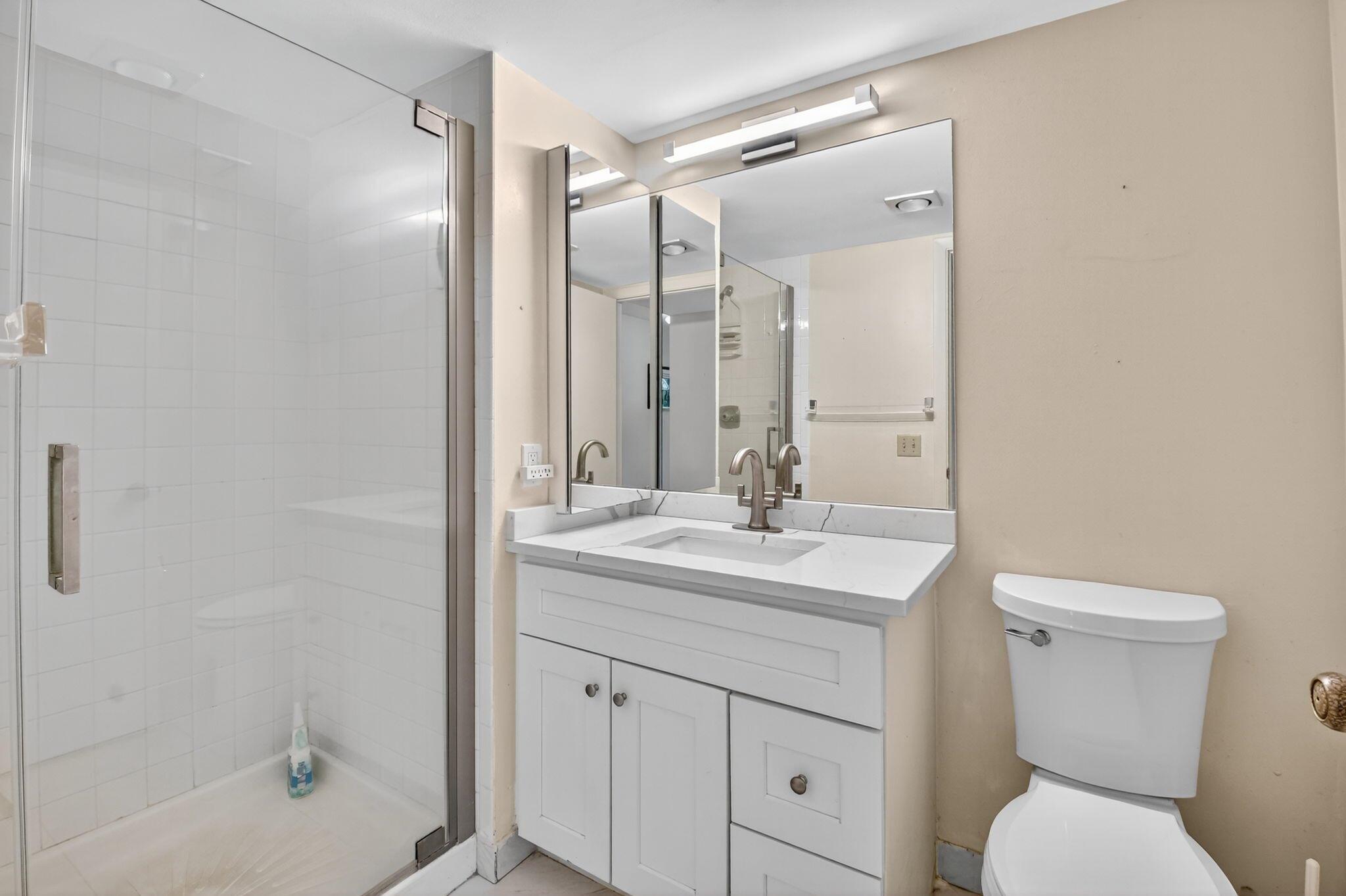 STRATFORD AT HUNTERS RUN - Residential