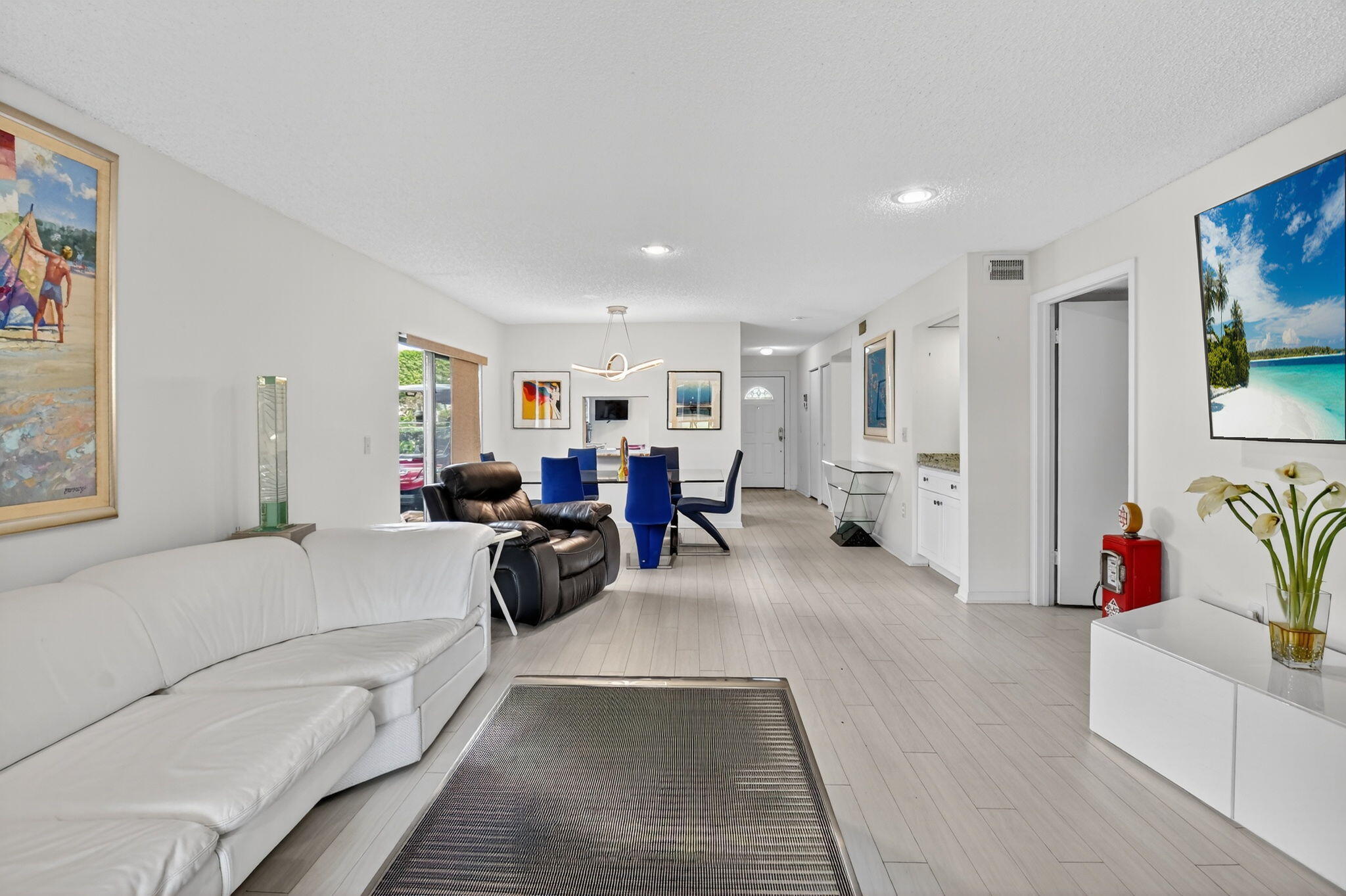 STRATFORD AT HUNTERS RUN CONDO - Residential