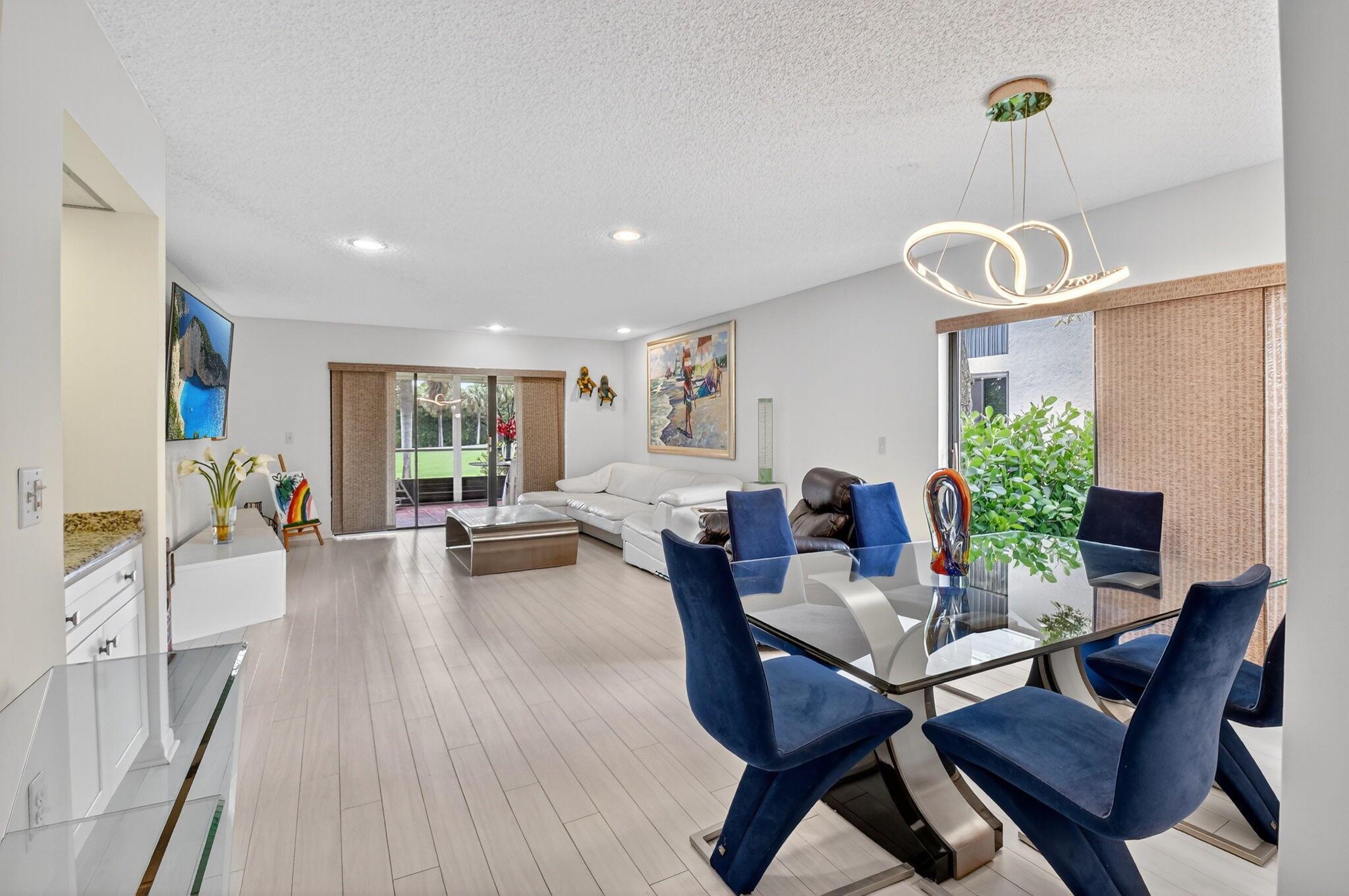 STRATFORD AT HUNTERS RUN - Residential