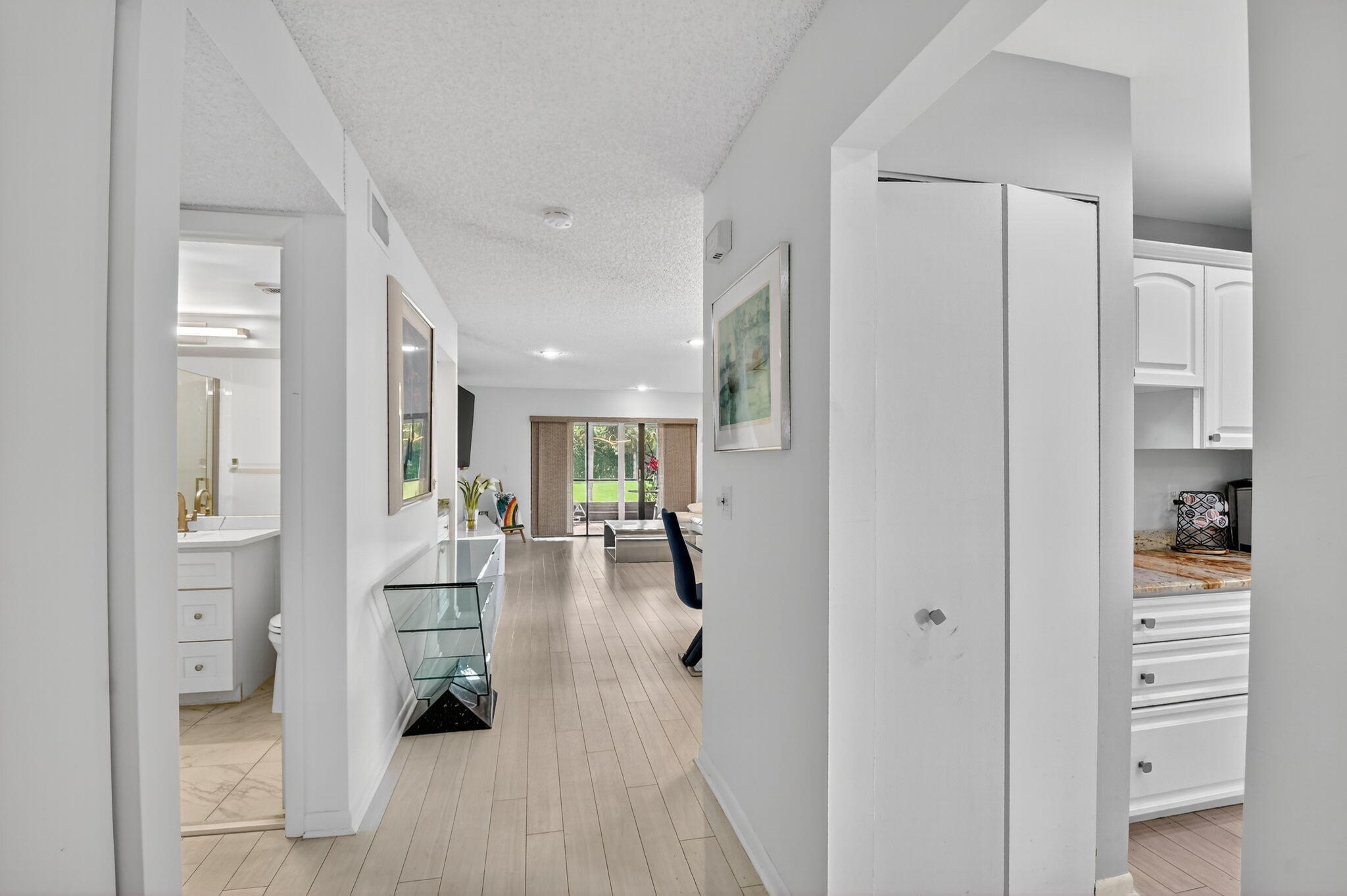 STRATFORD AT HUNTERS RUN CONDO - Residential