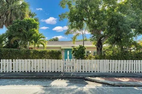 330 S M Street, Lake Worth Beach, FL 33460 - MLS#: R11077823