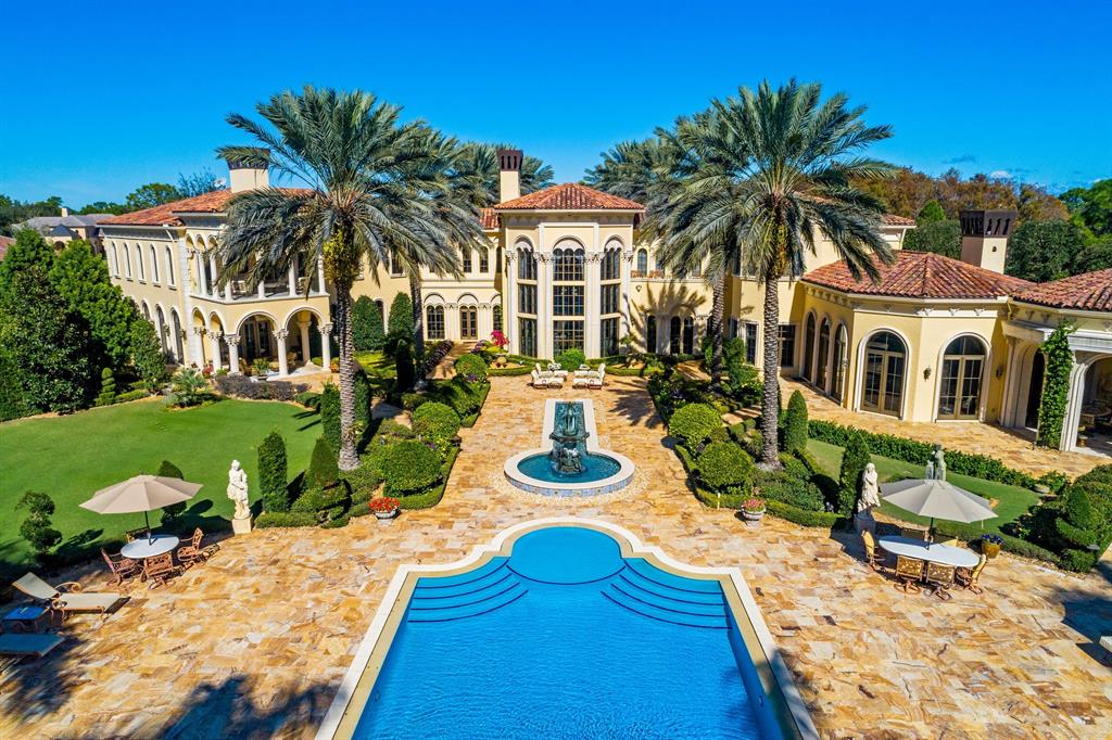 BEARS CLUB - Residential