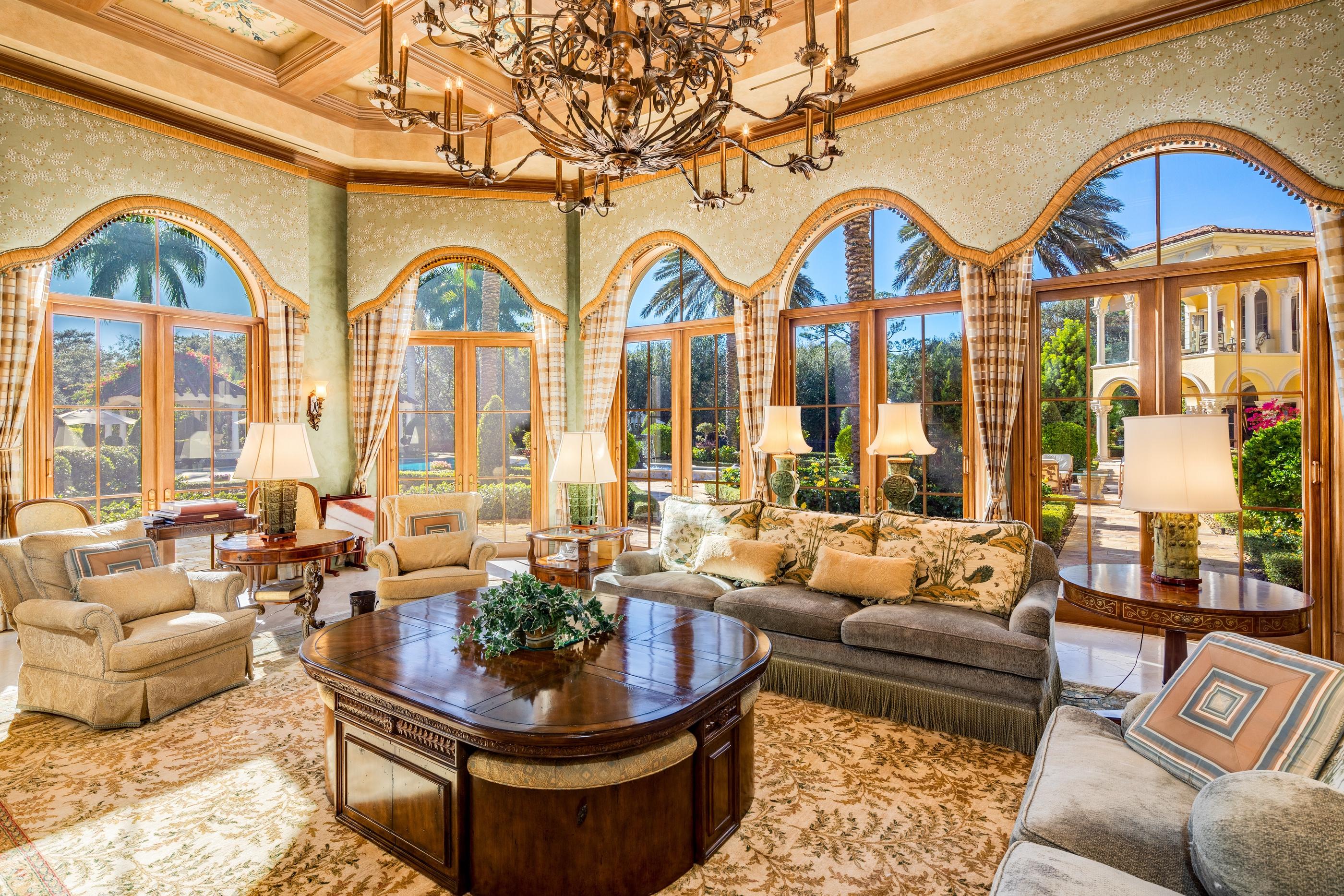 BEARS CLUB - Residential