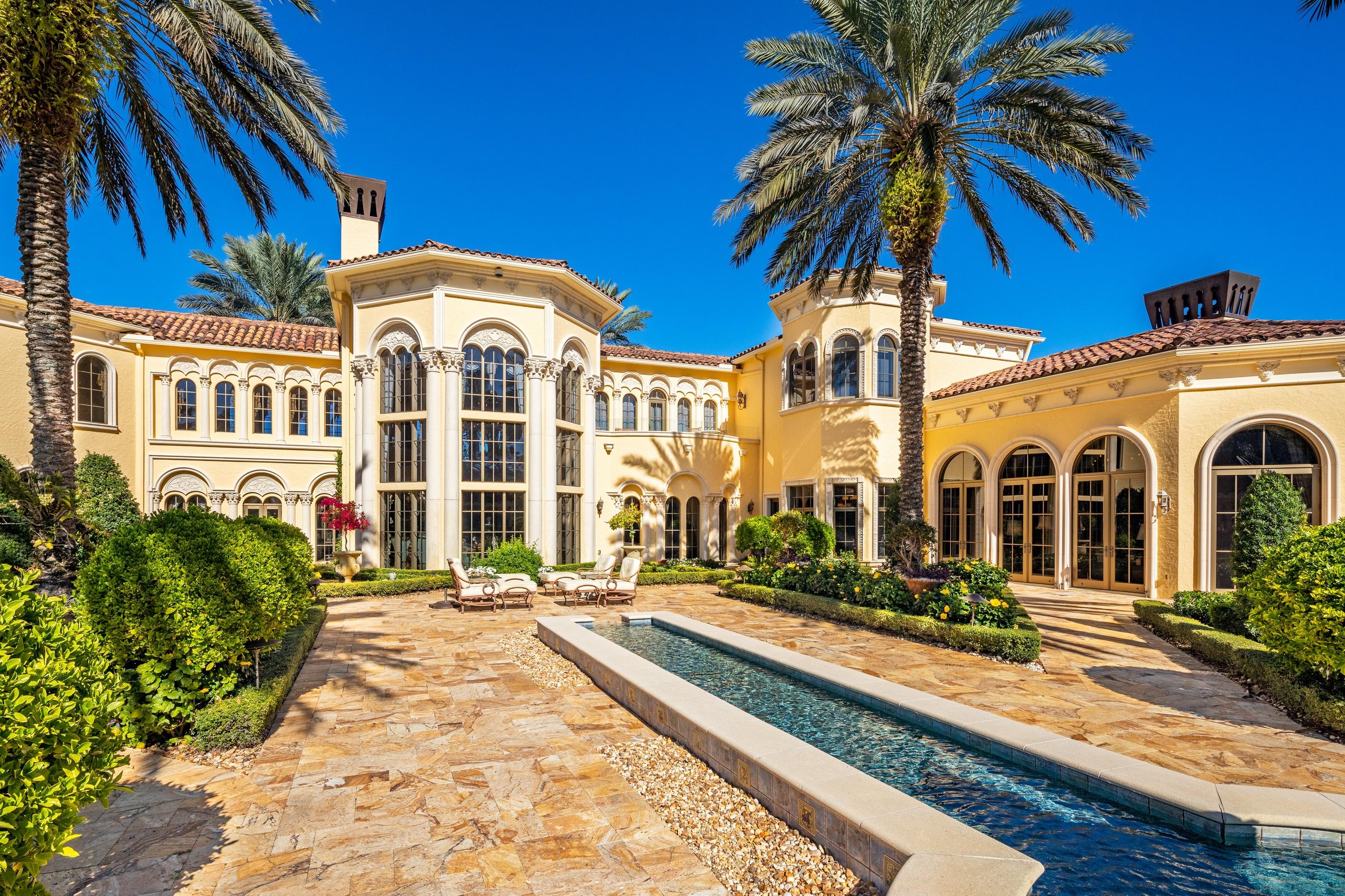 BEARS CLUB - Residential