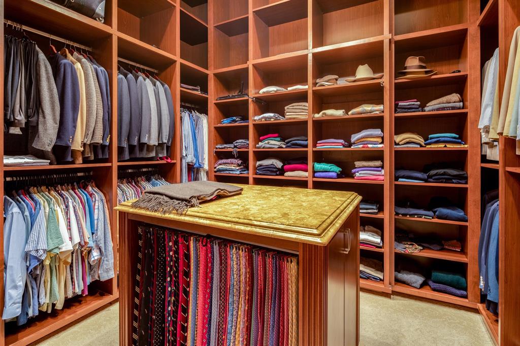 BEARS CLUB - Residential