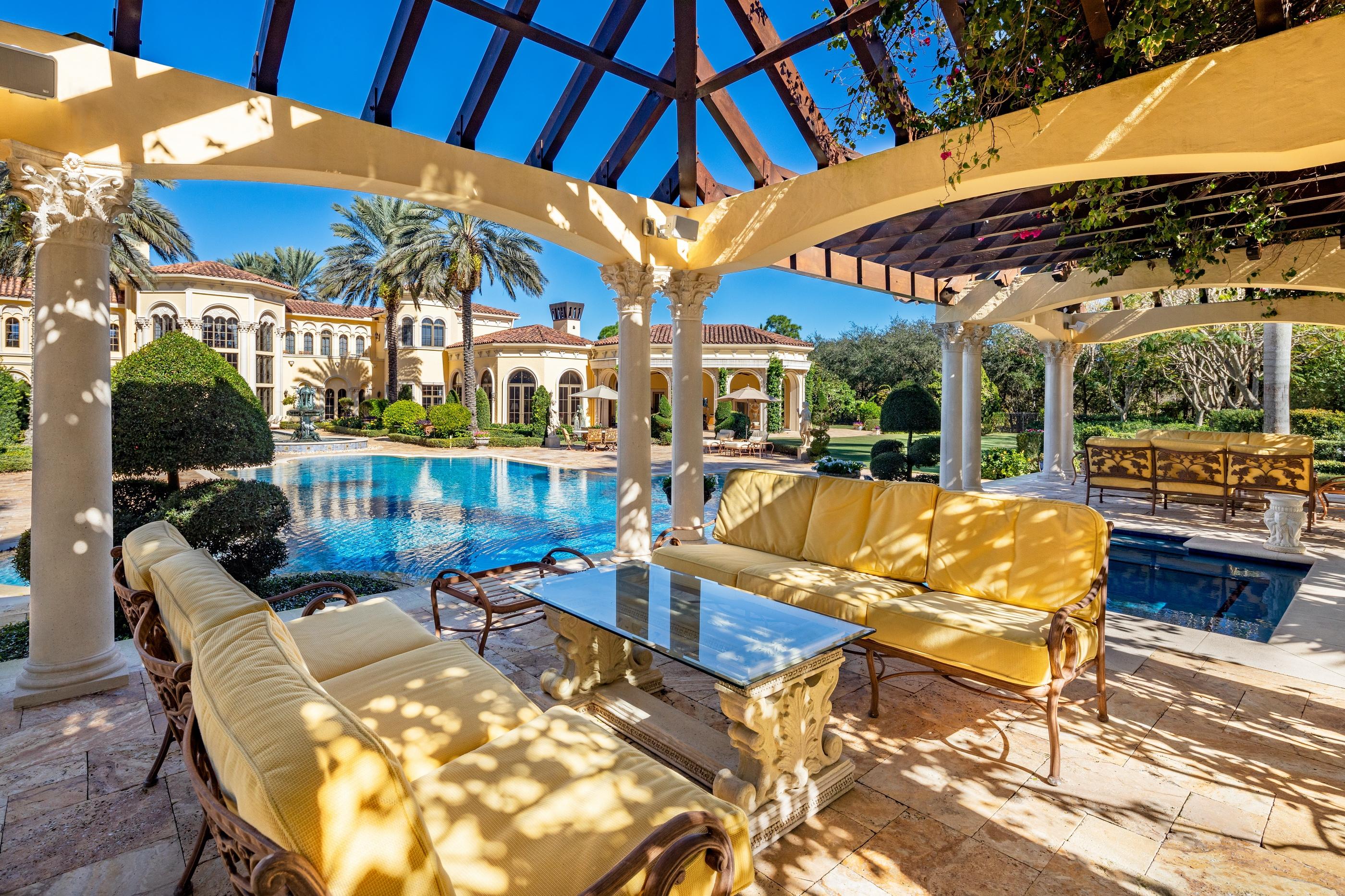 BEARS CLUB - Residential