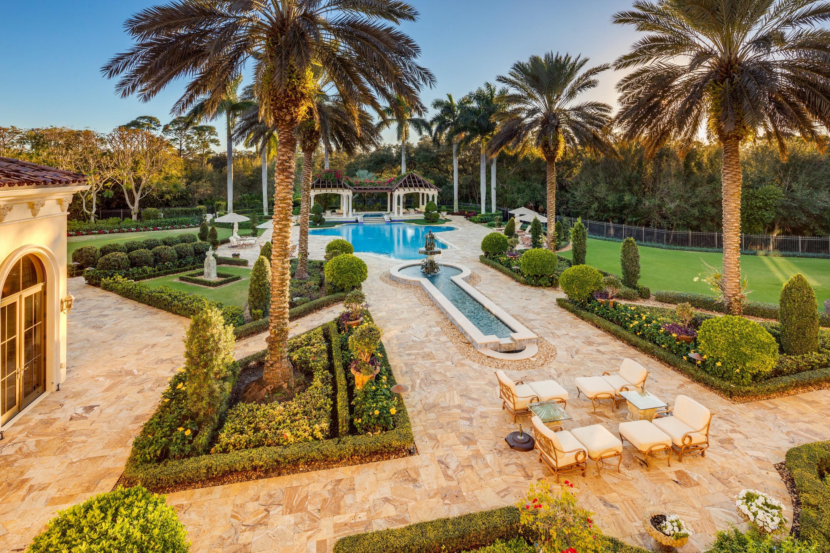 BEARS CLUB - Residential