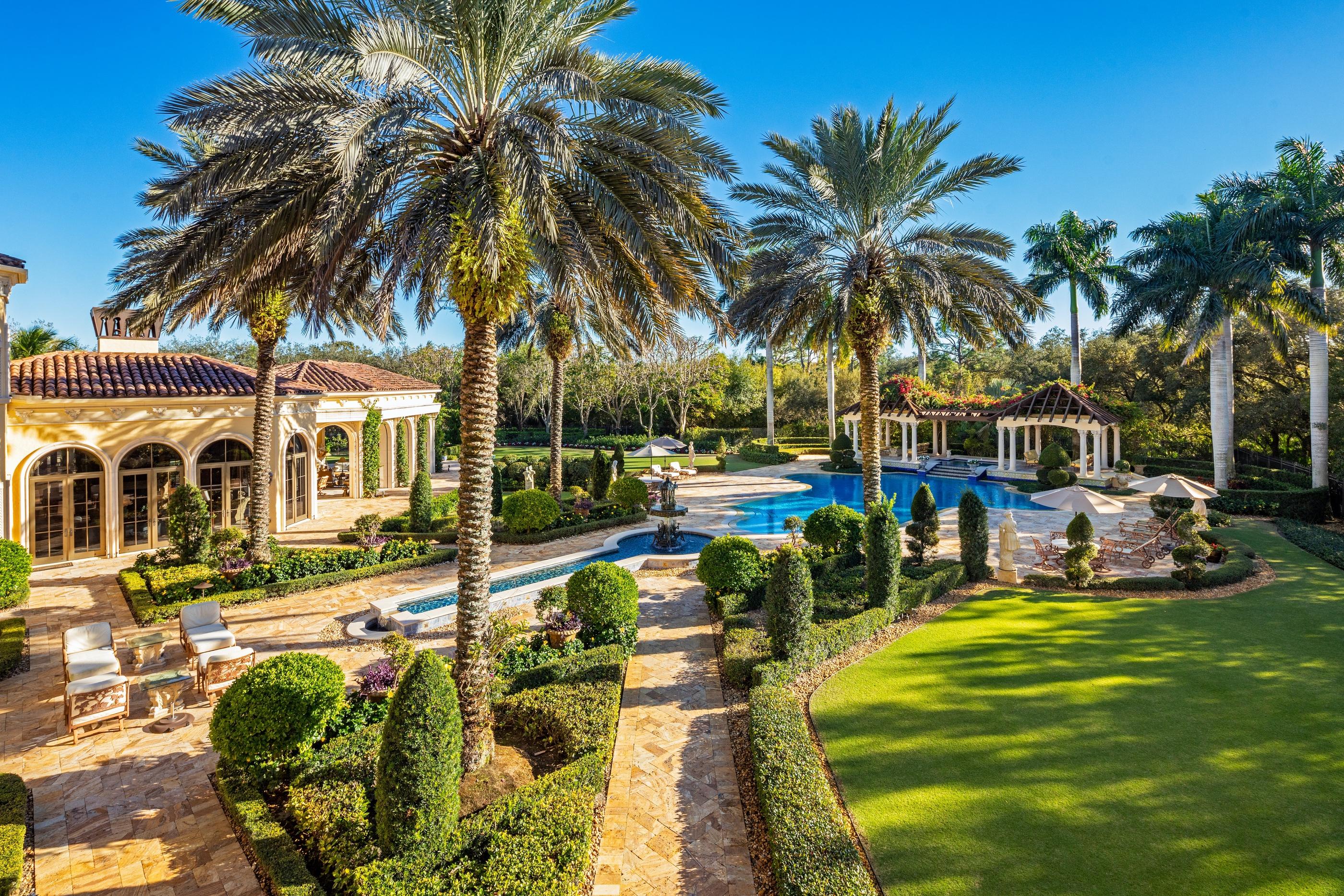 BEARS CLUB - Residential