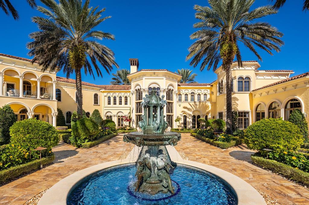 BEARS CLUB - Residential