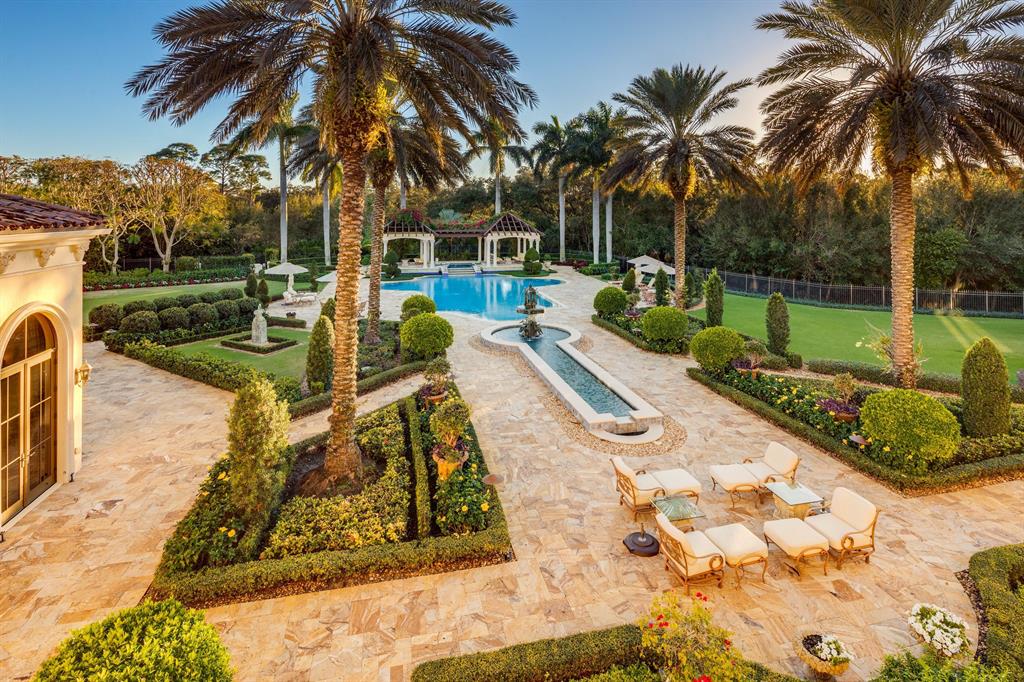 BEARS CLUB - Residential