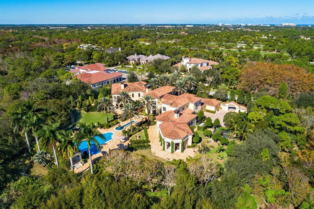 BEARS CLUB - Residential