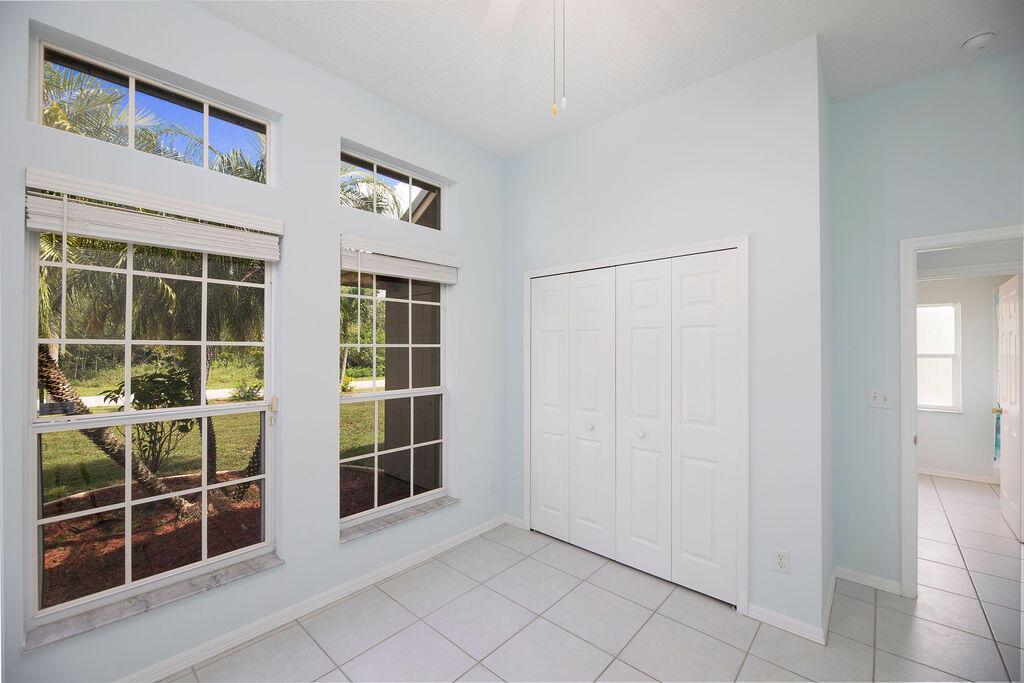 PORT ST LUCIE-SECTION 41 - Residential Lease