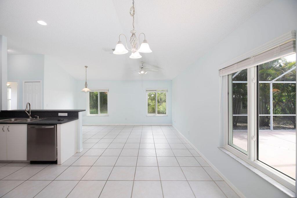 PORT ST LUCIE-SECTION 41 - Residential Lease