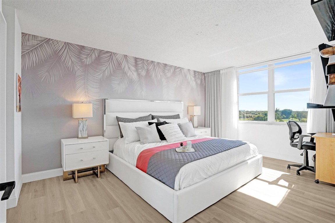 Hollybrook Golf & Tennis - Residential