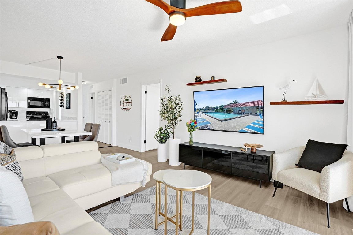 Hollybrook Golf & Tennis - Residential